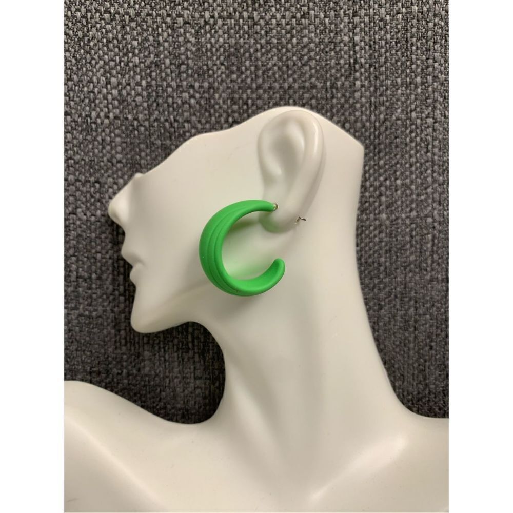 Textured Colored Hoops